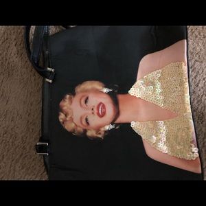 Adorable Marylin Monroe purse. Moving sale!!!!